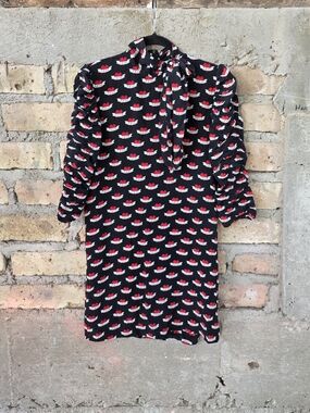 ​Sandro Paris Black Red Silk Tattoo Hearts & Banners Dress Size 2
